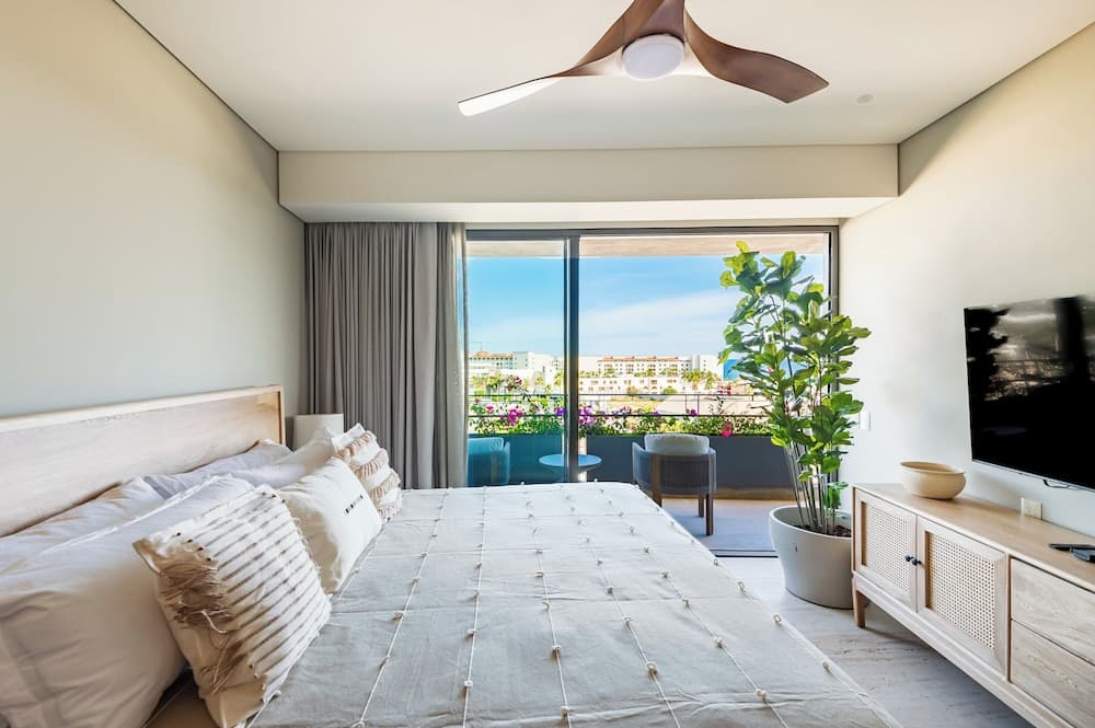 Punto Nima  Luxury Condos