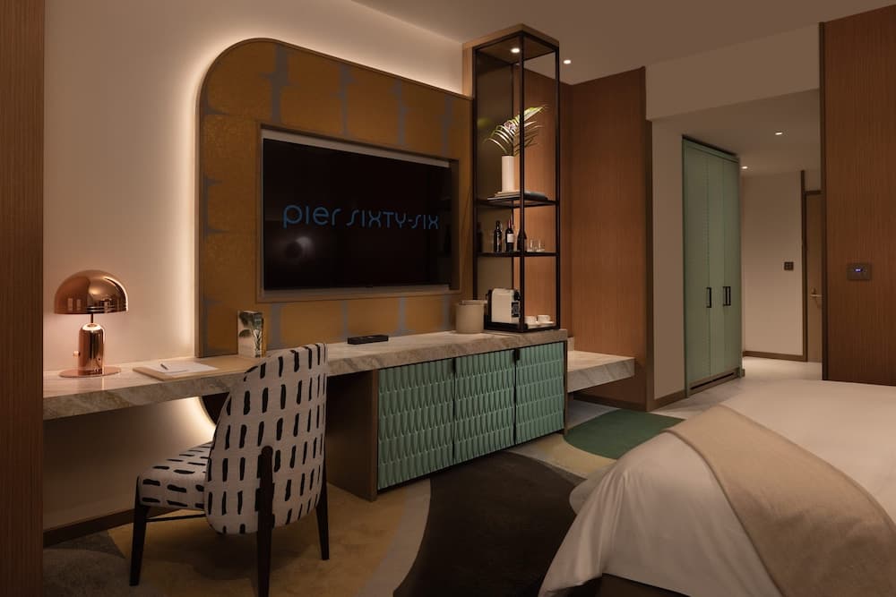 Pier Sixty-Six (Pier 66)