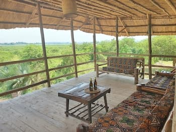 Hornbill Bush Lodge