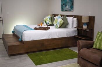 Roaring River Resort