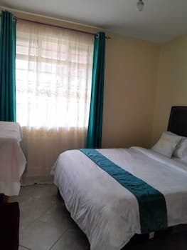 Lux Suites Zion Apartments Homabay