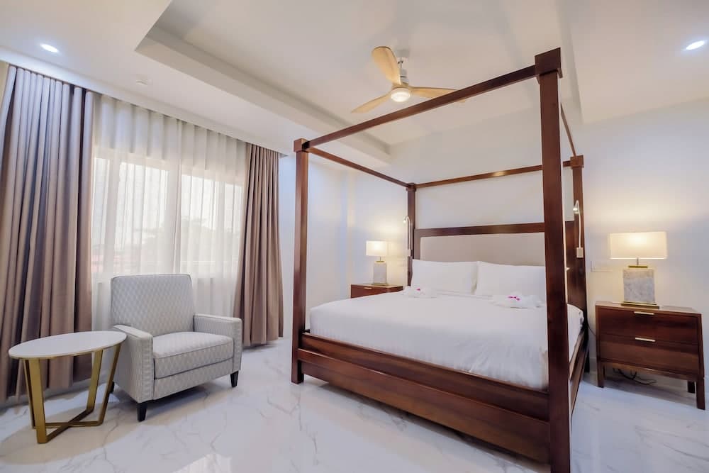 Royal Kahal Beach Resort