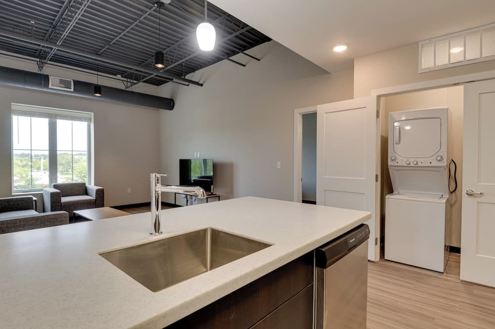 Bloomington Apartment - Walk to IU Campus & Mall!