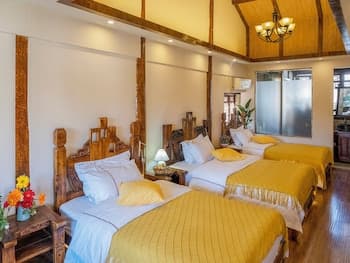 Erquan Inn Ancient city