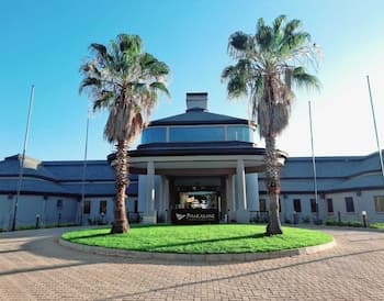 Phakalane Golf Estate Hotel & Convention