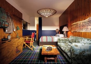 Field & Stream Lodge Bozeman