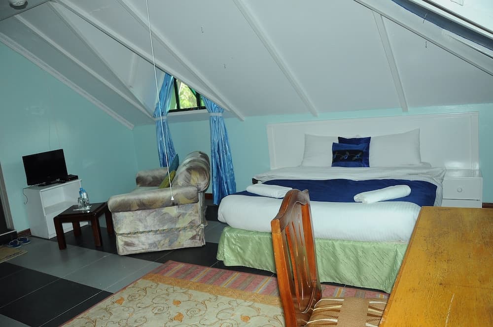 Karen Inn and Suites