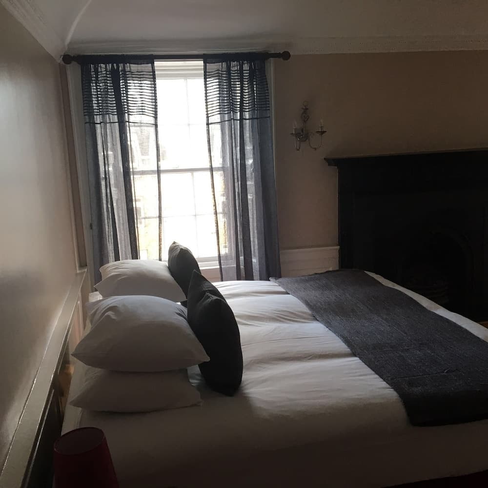 Castle View Apartments