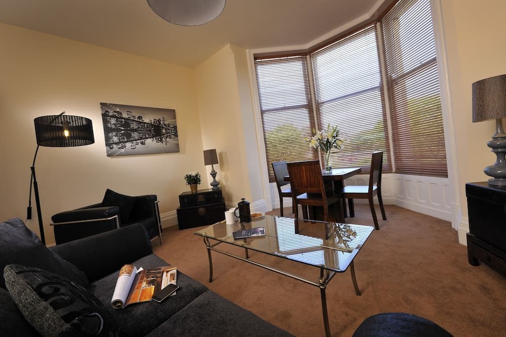 Howarth House Apartments