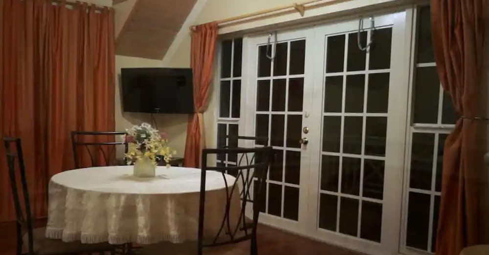 Island Seaside Suites