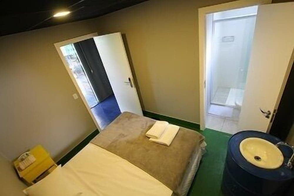 Tetris Container Hostel