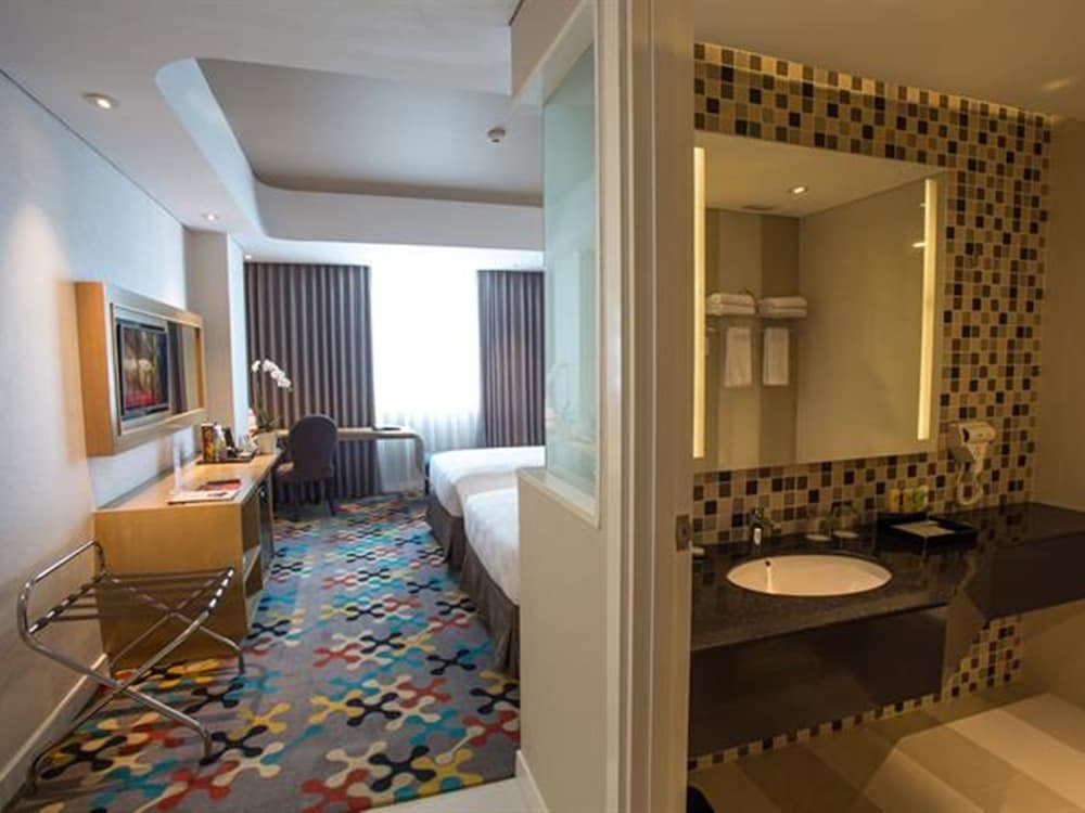 Hotel Ciputra Cibubur