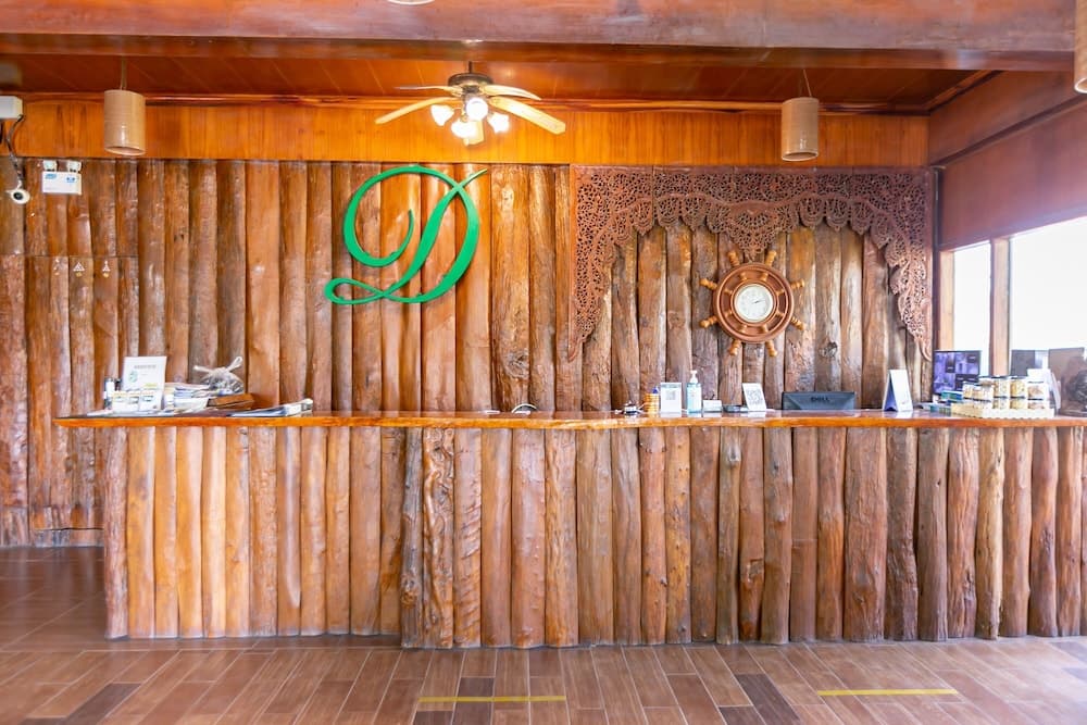 Deeden Pattaya Resort