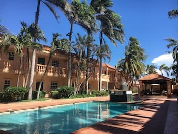 Punto di Oro Residences