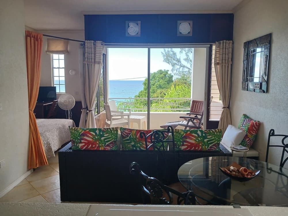 Coral Lane Beach Apartments