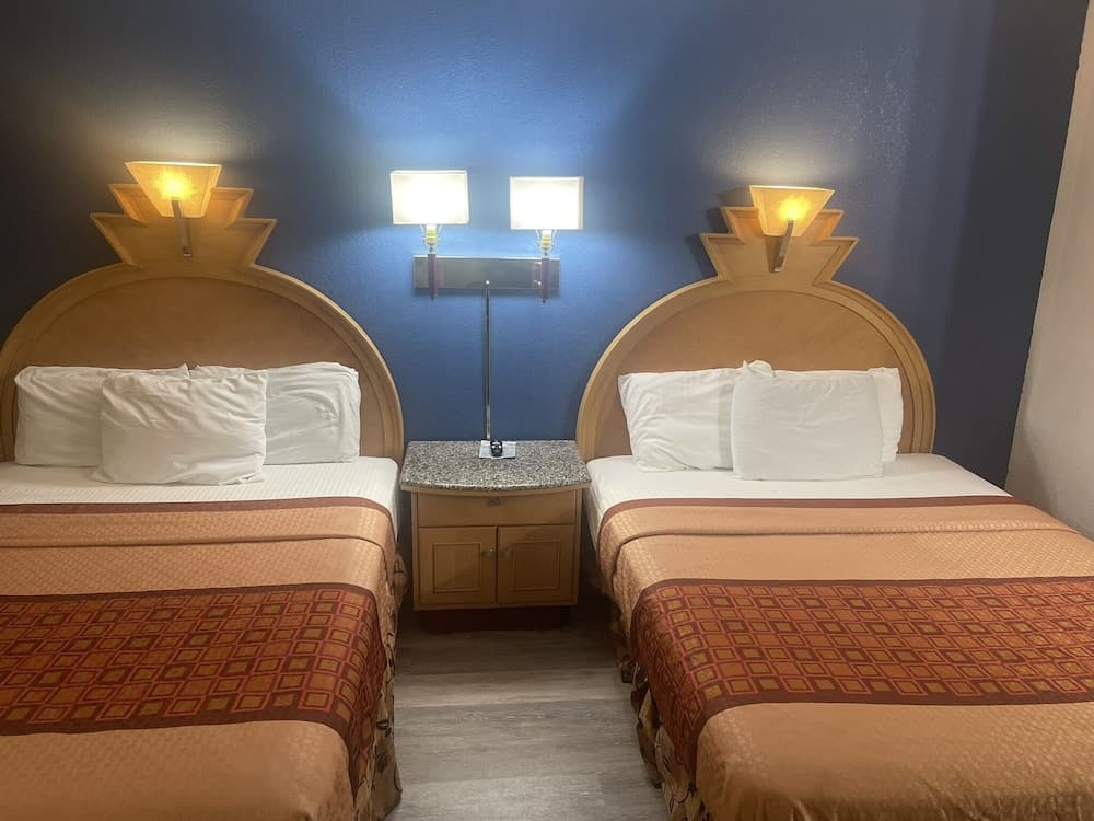 Travelodge by Wyndham Junction City