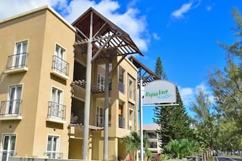 Paradya Beach Apartments