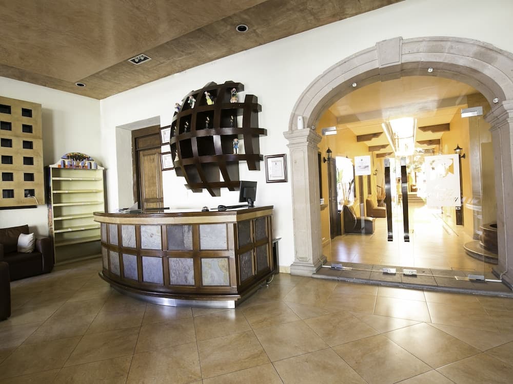 Casa Del Virrey Hotel and Suites