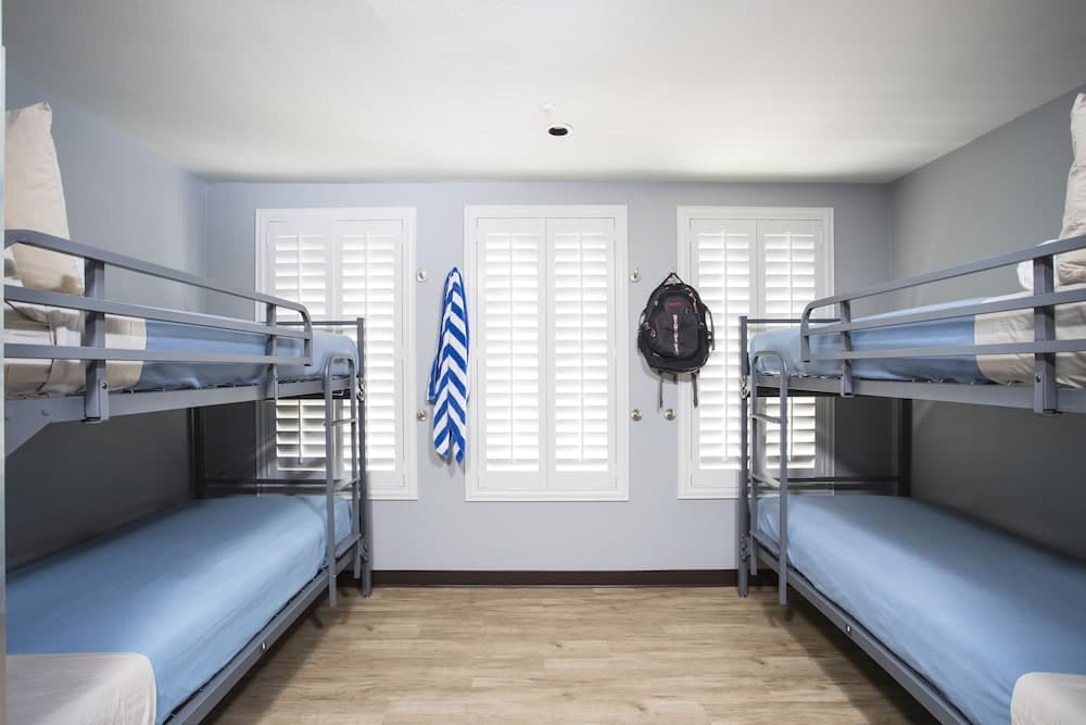 HI Los Angeles Santa Monica Hostel