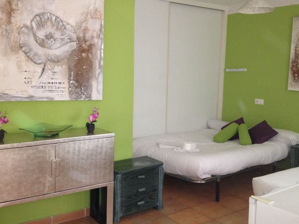 BHG Hostel Secar de la Real