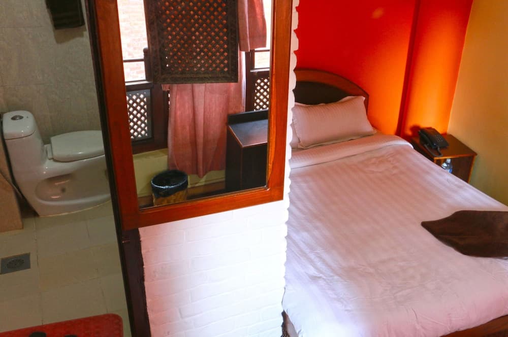 Siddhi Home & Restaurant