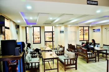 Famous House Kathmandu - Hostel