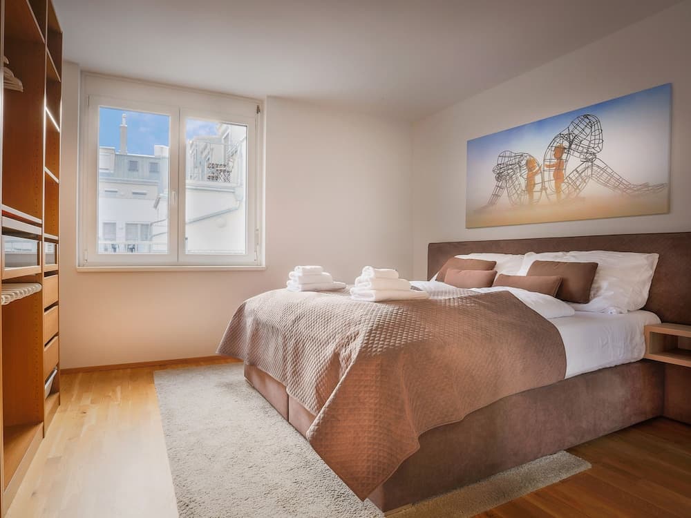 SKY9 Penthouse Apartments