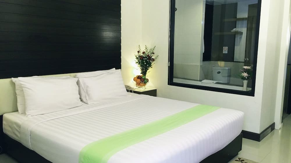 Ayara Grand Palace Hotel