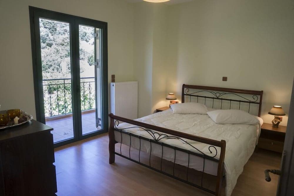 Elia Therissos Maisonettes