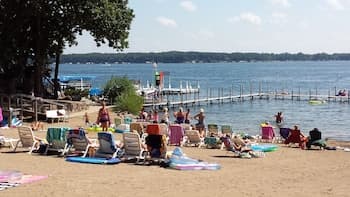 Village West Resort & Hotel