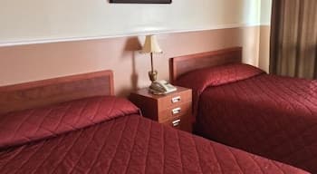 Auberge Du Lac Beauchamp