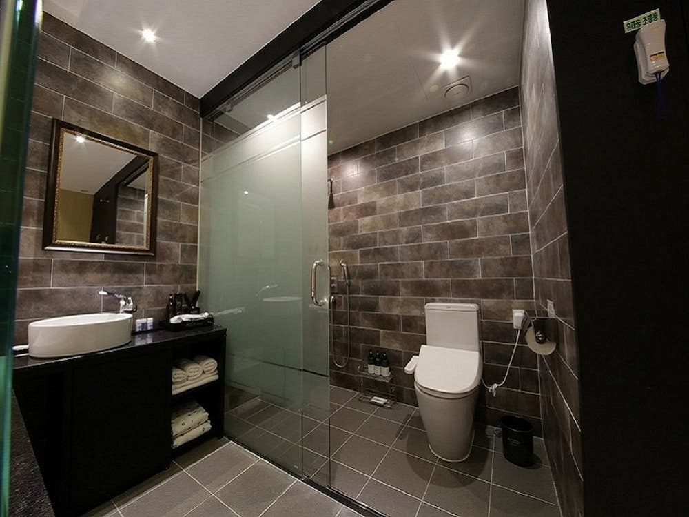 Hotel Almond Busan Station