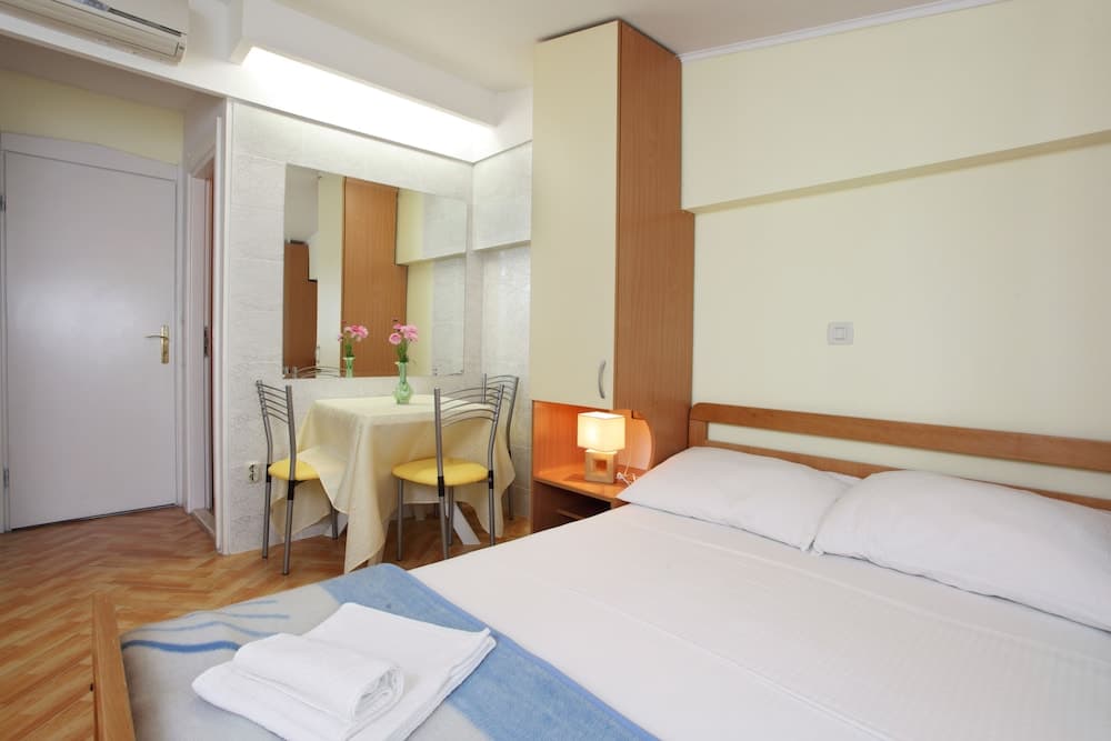 Villa Simoni Apartments