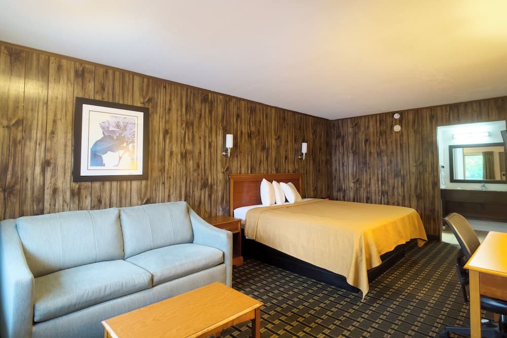 Tennessee Mountain Lodge Riverside by OYO