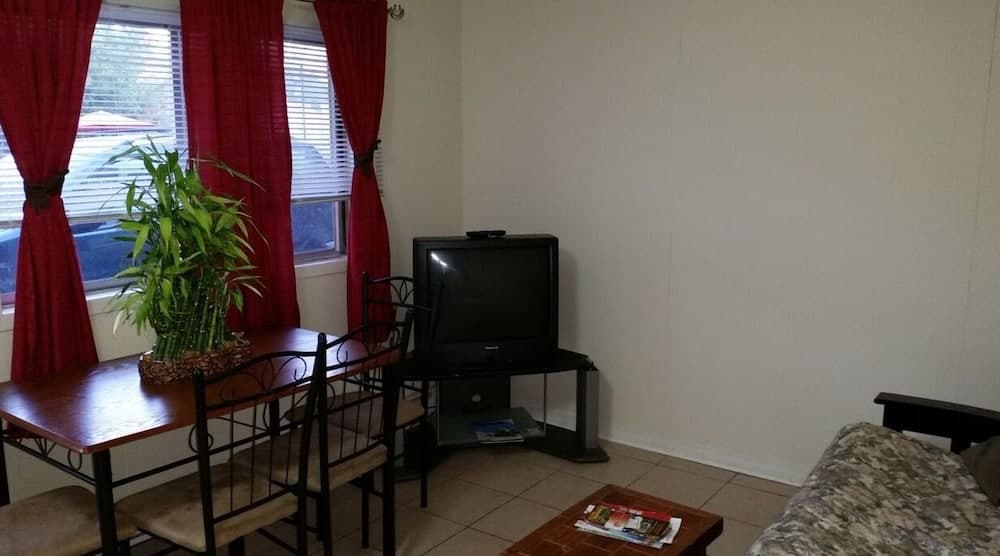 Sharodon Sands Motel