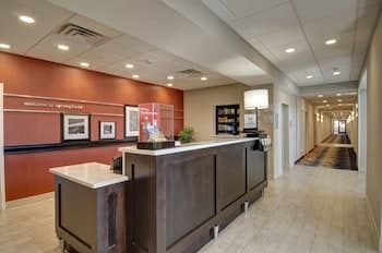 Hampton Inn & Suites Springfield/Downtown