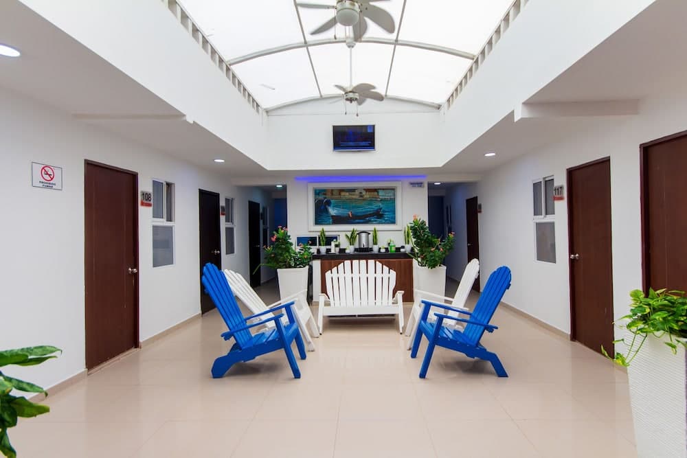 Hotel Azuan Suites By Geh Suites
