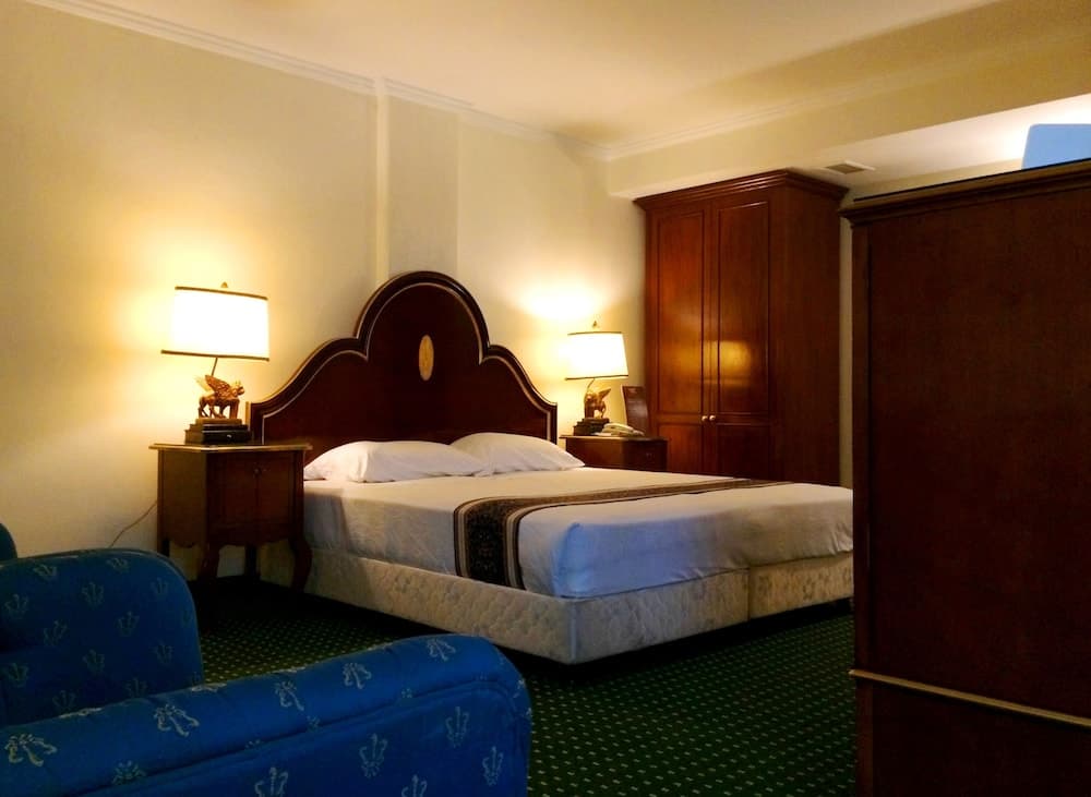 Subic Bay Venezia Hotel