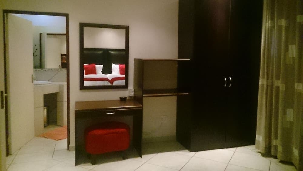 Magaliqua Guest House