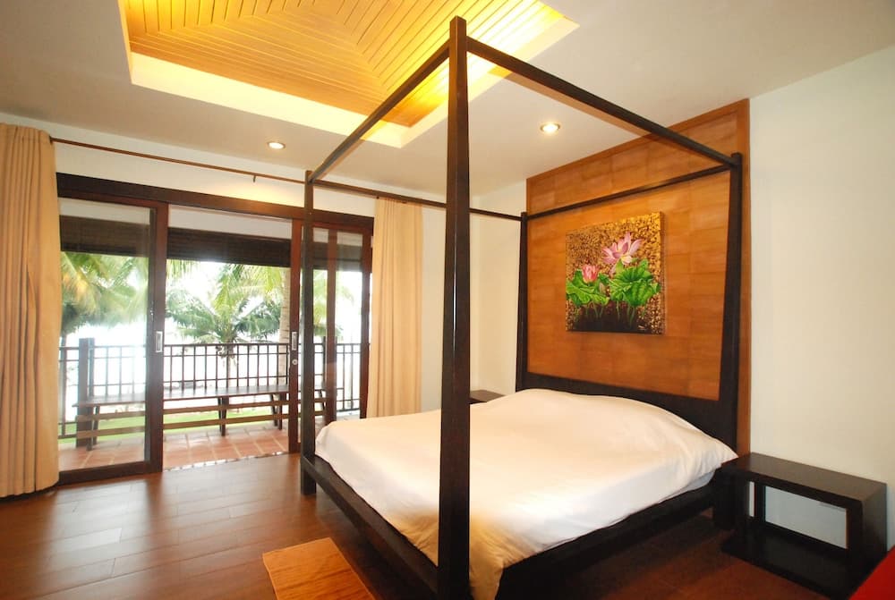 Bansaithong Beach Resort