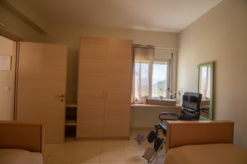 Aksos suites Accessible Accommodation
