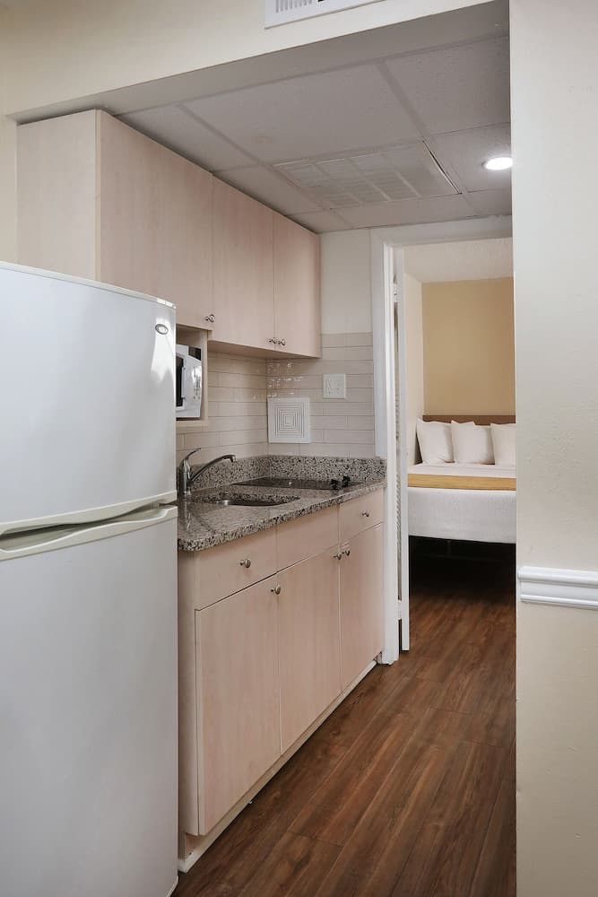 Matador Oceanfront Resort