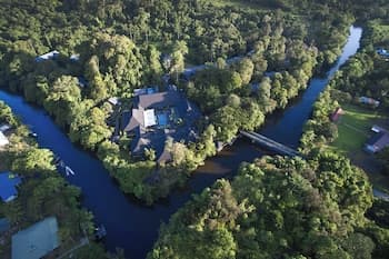 Mulu Marriott Resort