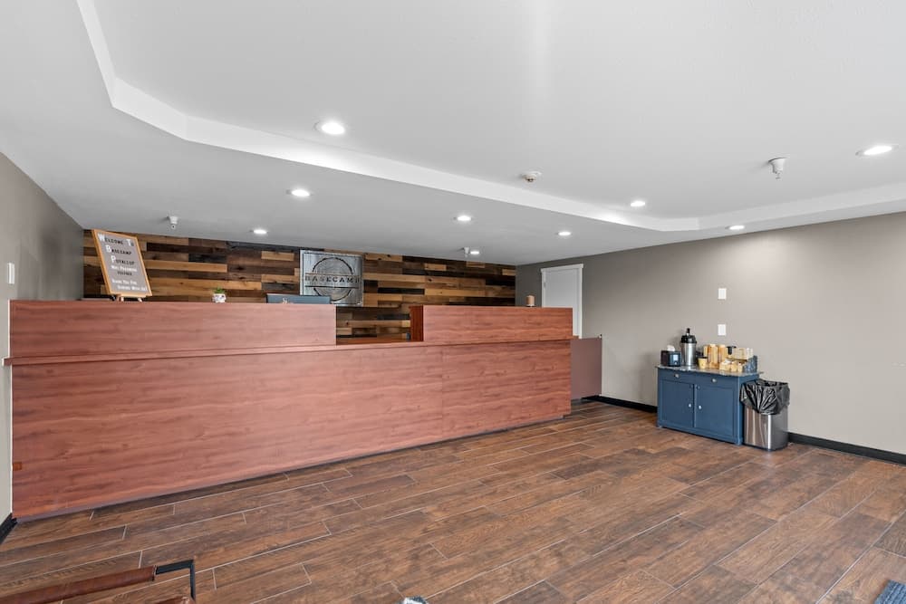 Basecamp Puyallup a Travelodge by Wyndham