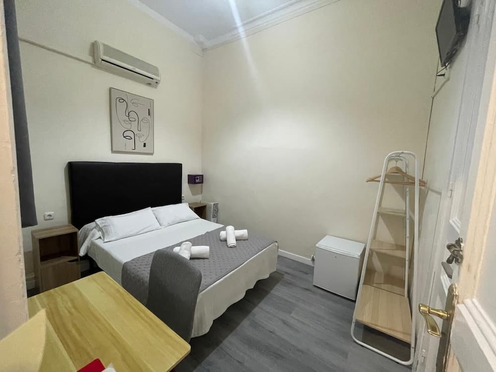 Hostal Balmes Centro