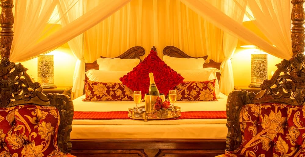 Elandela Private Game Reserve & Luxury Lodge