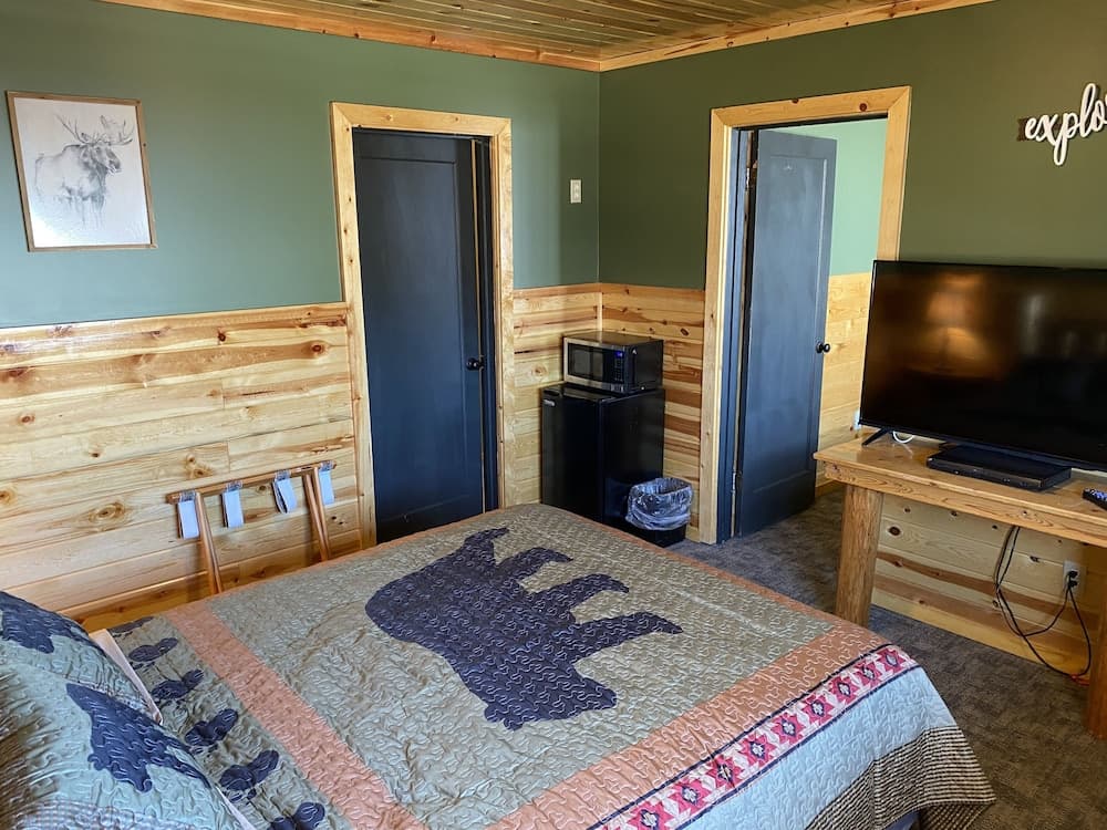 The Fishing Bear Lodge