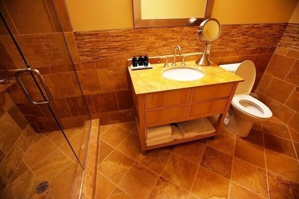 Washington Place Bistro & Inn