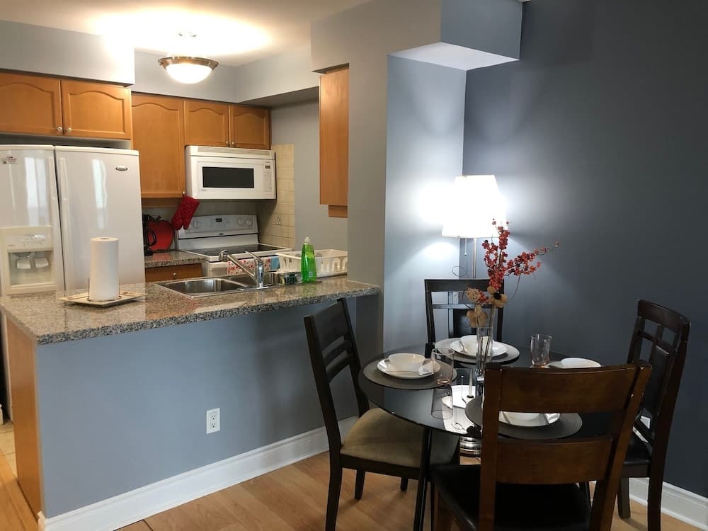 Kashaneh at Meridian