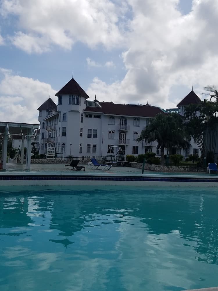 Seacastles Vacation Penthouse